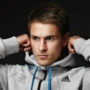 eiji个人资料,一位才华横溢的青年才俊的精彩人生