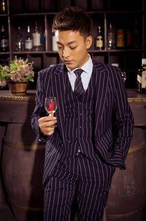 韩东的照片,光影交织下的魅力瞬间